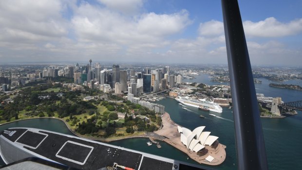 A shot of Sydney from a Sydney Seaplanes de Havilland Beaver flying around 300 metres. 
