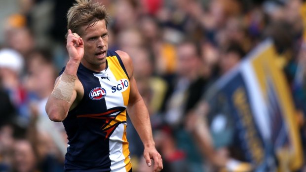 Where did Mark LeCras disappear to in Geelong?