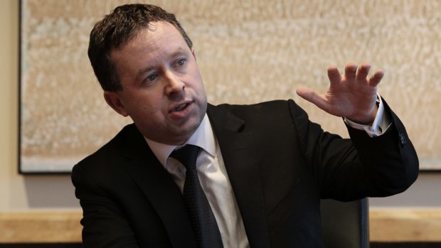Qantas chief executive Alan Joyce defended the decision to keep base fares at the same level despite the falling oil price.