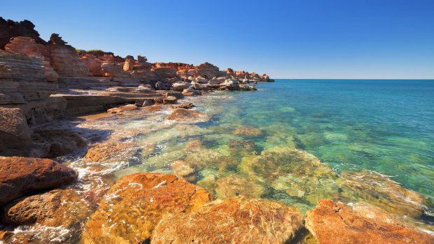 Red cliffs at Gantheaume Point, Broome.