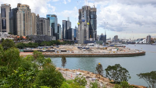 An angry City of Sydney Council has warned that the public is the loser in Lend Lease's latest proposals at Barangaroo.