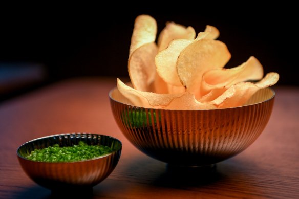 Taramasalata with potato crisps.