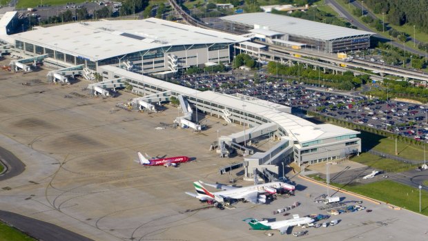 A New Zealand man was infected with measles when he flew from Bali to Brisbane and on to Wellington.