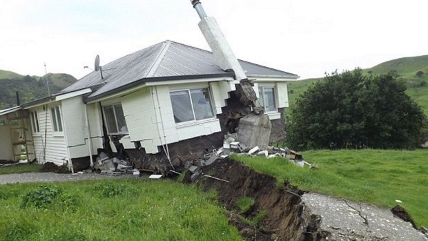 Thousands of aftershocks recorded: New Zealand is still recovering after the magnitude 7.8 quake just weeks ago. 