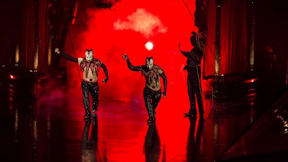 The spotlight is firmly on the performers in <i>Kooza</i>. 