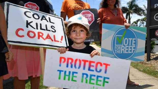Adani protesters heckled Queensland Premier Annastacia Palaszczuk on the campaign trail for the Queensland state election.