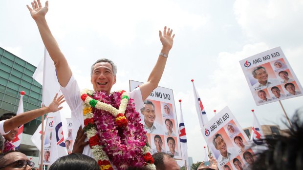 Lee Hsien Loong at the start of his election campaign.