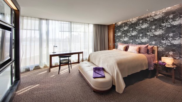 The king room is spacious and cleverly designed to accentuate that feeling.
