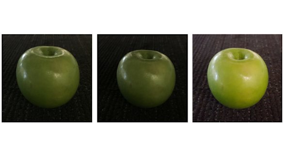 L-R: iPhone 6, iPhone 6s, Samsung Galaxy S6.