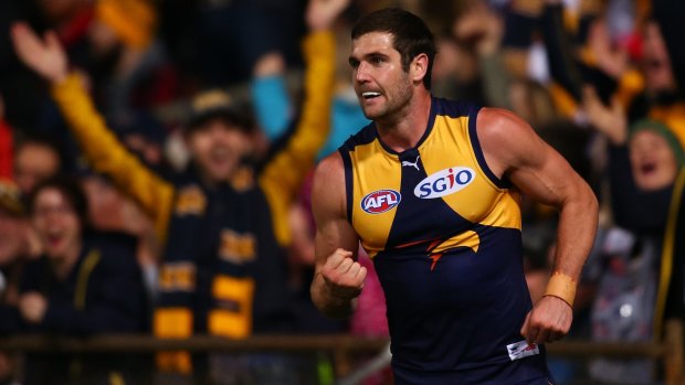 Jack Darling has signed a three year extension to his Eagle's contract.