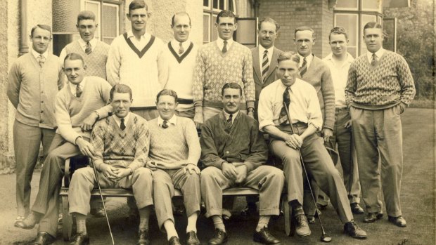 Lieutenant-Colonel William Kyngdon (back row in jacket) with the Australian cricket team (Donald Bradman back left).