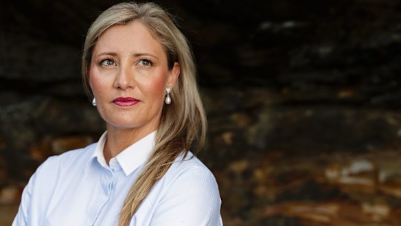 Fiona de Jong wrote a furious letter to the board