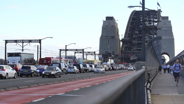 Traffic on the Harbour Bridge 