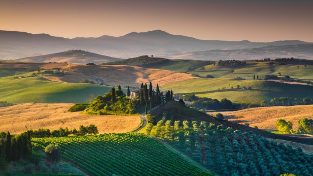 Scenic Tuscany, a perfect location to rent an Italian villa.