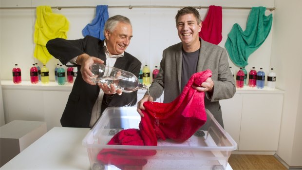 Michael Mazur and Paul Taylor put   The 2 Litre Towel to the test. 