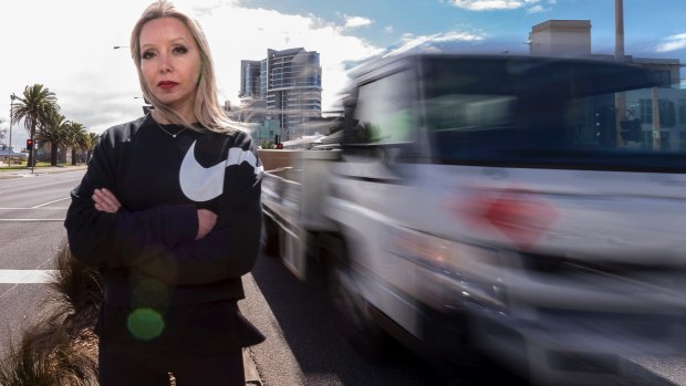 Push for 24-hour Beach Road truck ban to drive out toll dodgers