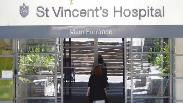 St Vincent's Hospital has extended its low activity period to six weeks to curb its budget deficit. 