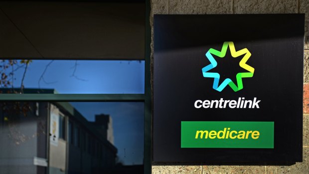 Centrelink expects pensioners to report varying income and also an inheritance within 14 days.