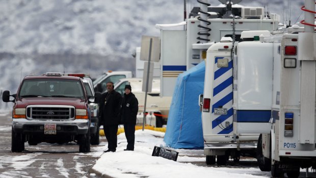 Police at the scene of the Planned Parenthood clinic shooting.