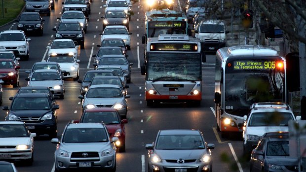 Putting bus lanes on arterial roads such as Hoddle Street could attract more passengers. 
