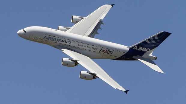 Airbus will stop production of the A380 superjumbo, the world's largest passenger aircraft, in 2021.