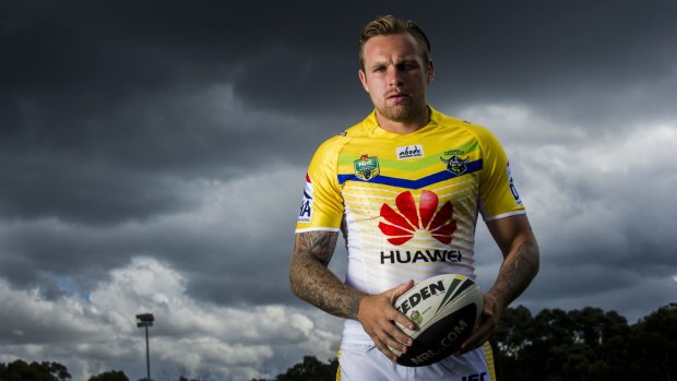 Canberra Raiders five-eighth Blake Austin has upgraded and extended his contract until the end of 2018. 