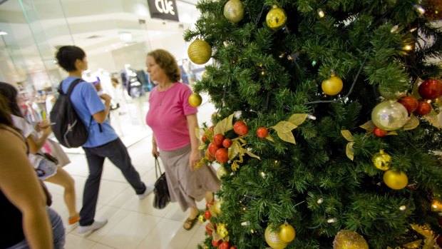 Retailers expect to have to discount heavily this Christmas.