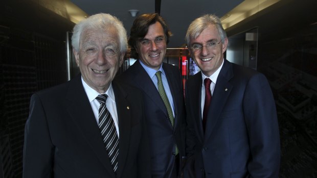 Frank Lowy with sons Peter (centre) and Steven. 