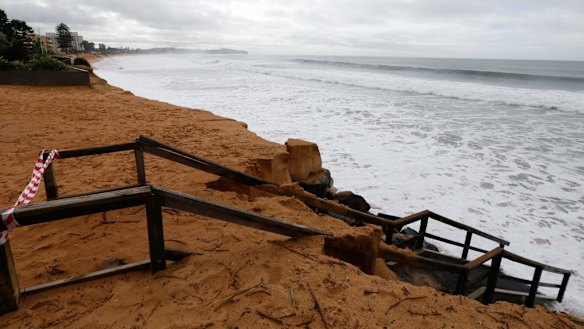Beach erosion at North Narrabeen in April 2015.