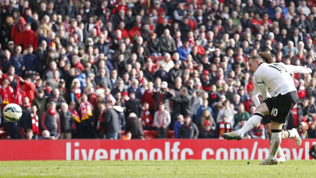 Manchester United's Wayne Rooney missed a late chance from the spot at Anfield on Sunday.  