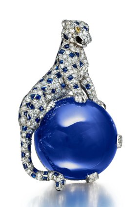The Duchess of Windsor’s Panthere clip brooch (1949) with 152 carat Kashmir sapphire cabochon.