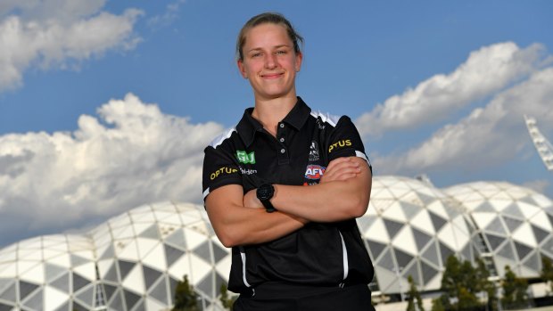 Jaimee Lambert is over injury and ready for AFLW 2018 at her new club. 
