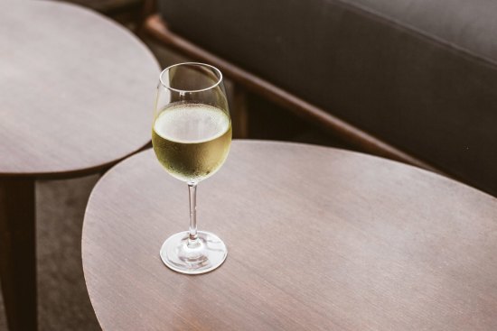 Many drinkers are confused about the difference between chablis and chardonnay.