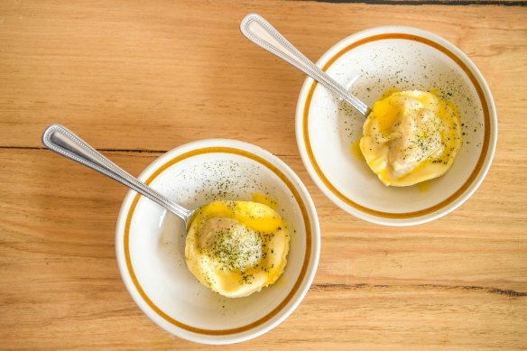 Pasta on a spoon.