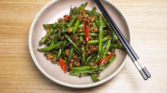 Twice-cooked green beans with pork mince.