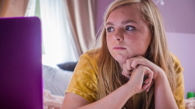 Elsie Fisher plays Kayla Day, who spends hours delivering her views on what it is to be a teenager via her internet blog, in Eighth Grade.