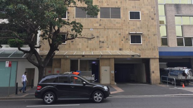 The building housing Parramatta Mosque.