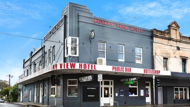 High-profile Sydney publican Paddy Coughlan has bought the Botany View Hotel in Newtown for $6.4 million through CBRE.