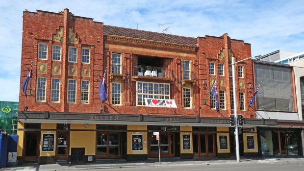 The Golden Sheaf Hotel in Double Bay 