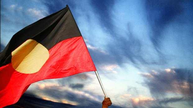 Traditional land owners have launched fresh legal action against Adani's Carmichael mine.