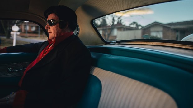 Garry wants Elvis fans to commemorate the King's death with some of his lesser known gospel tunes.