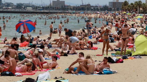 Plenty of people headed to St Kilda beach to beat the heat. 