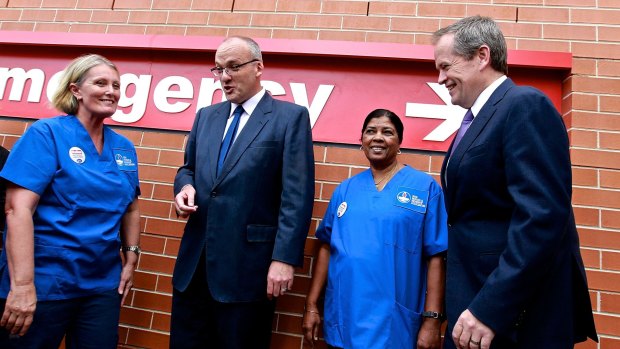 NSW Labor leader Luke Foley with Pam Illingworth, Pushpa Prasad and Opposition Leader Bill Shorten at St George Hospital in Sydney on Tuesday.