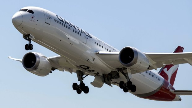 Qantas will ban unvaccinated passengers from international flights when borders reopen.
