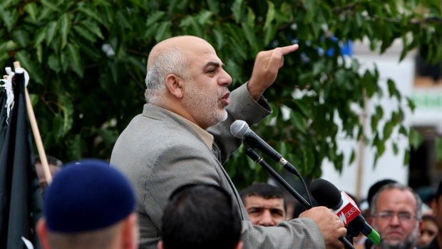 Ismail al-Wahwah, of Hizb-ut Tahrir, speaking at a rally at Lakemba to denounce the attacks by Israel on Palestinians.