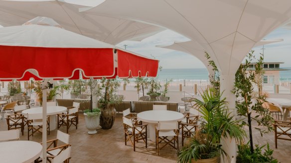 Watch the world pass by where summer never dies at Promenade Bondi Beach.