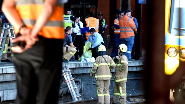 An incident at Flinders Street station closed a platform for a short time on Friday afternoon. It is believed a person jumped onto the tracks.