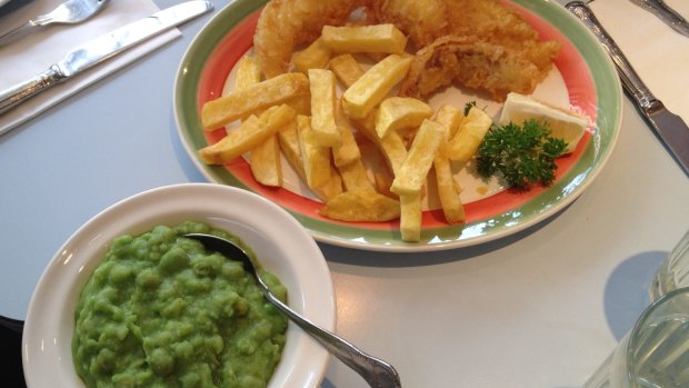 Fish and chips with the mandatory mushy peas.
