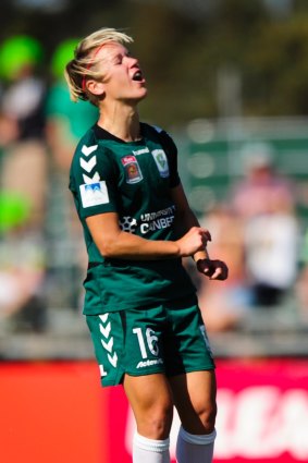 Canberra United midfielder Lori Lindsey hopes another TV broadcaster will show the W-League next season.