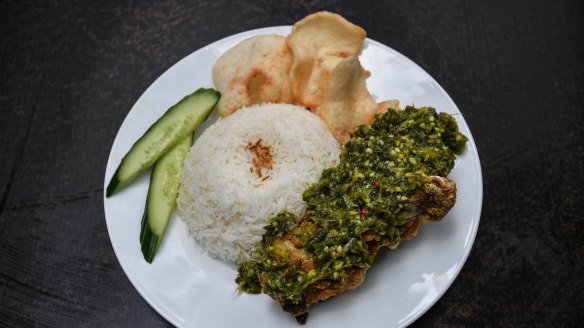 Ayam cabe ijo - fried chicken with spicy green chilli relish.